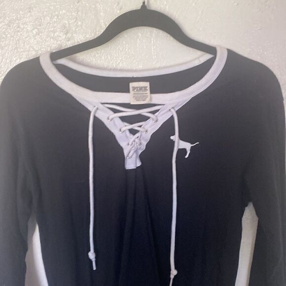 Victoria secret long sleeve shirt black and white size XS - Picture 3 of 6
